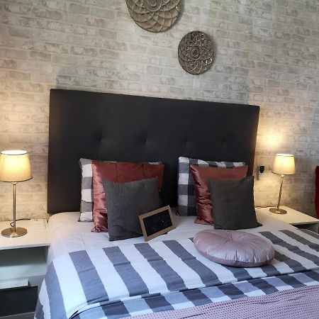 לינה וארוחת בוקר אונטיניינט Casa Jetizo מראה חיצוני תמונה