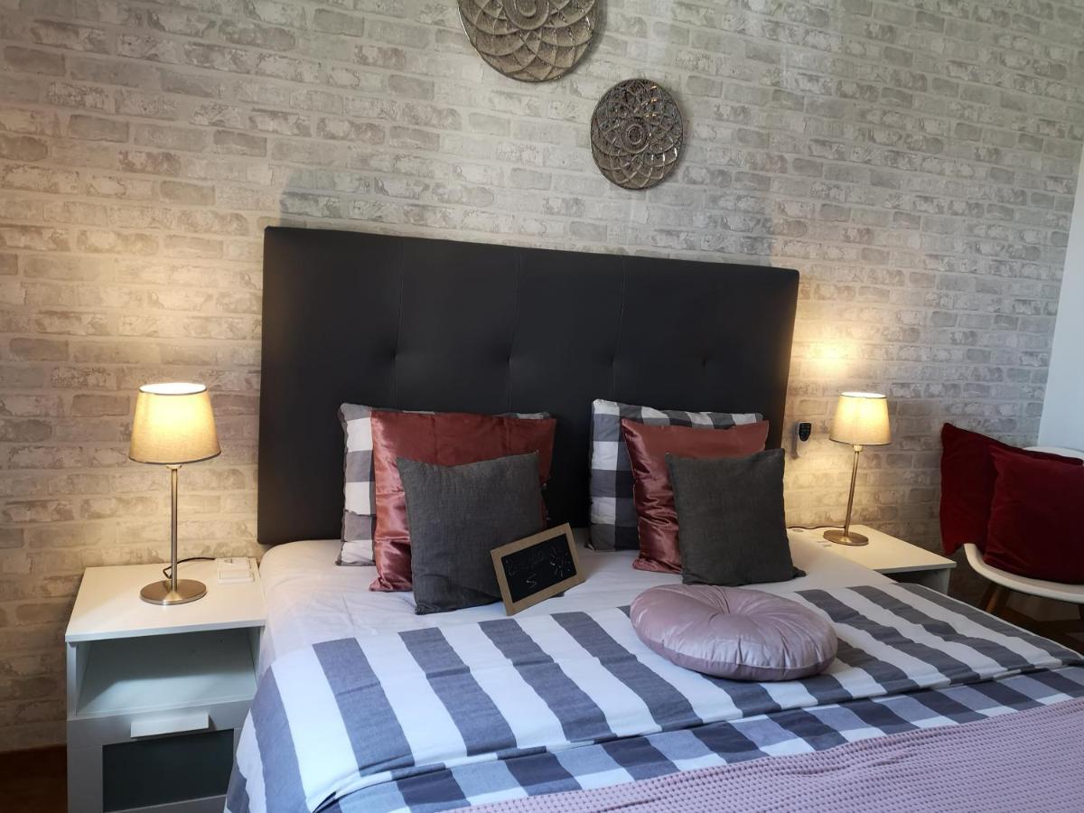 לינה וארוחת בוקר אונטיניינט Casa Jetizo מראה חיצוני תמונה